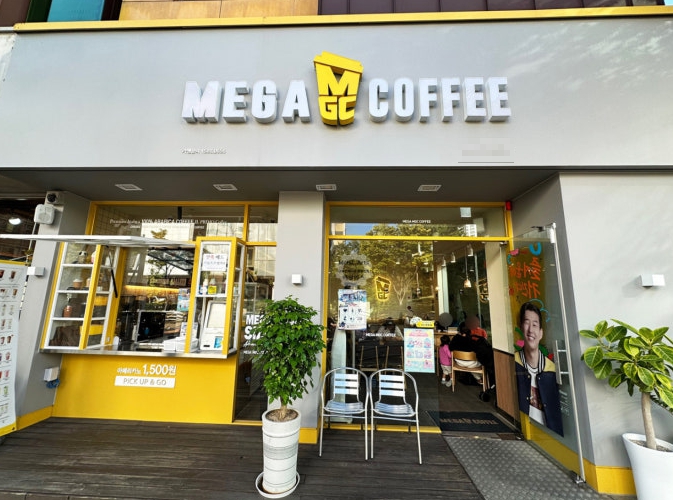 메가커피 비용대비 확실한고수익 양도양수 창업 인수창업 매장 전경